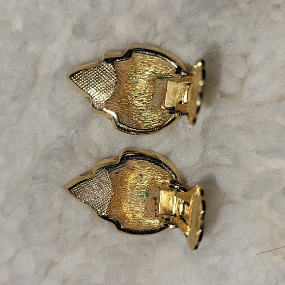 Christian dior vintage clip on leaf earrings - Picture 3 of 5